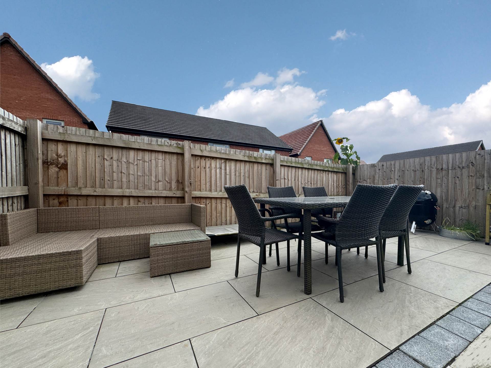 Additional Property Image 3 bedroom Semi Detached for sale in Oldham 9