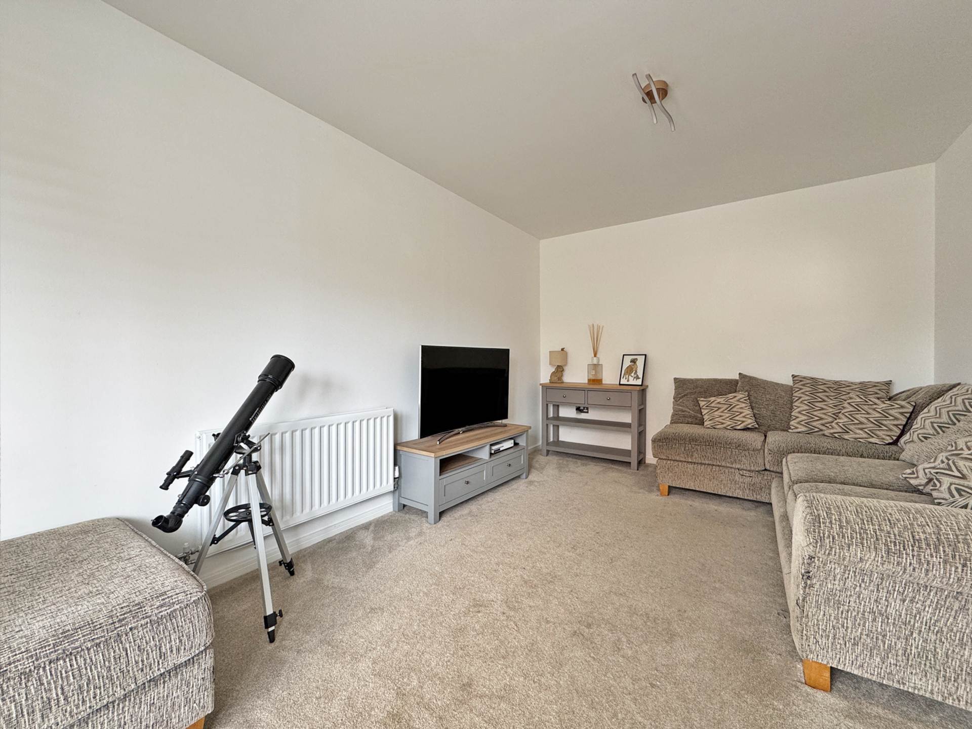 Additional Property Image 3 bedroom Semi Detached for sale in Oldham 13