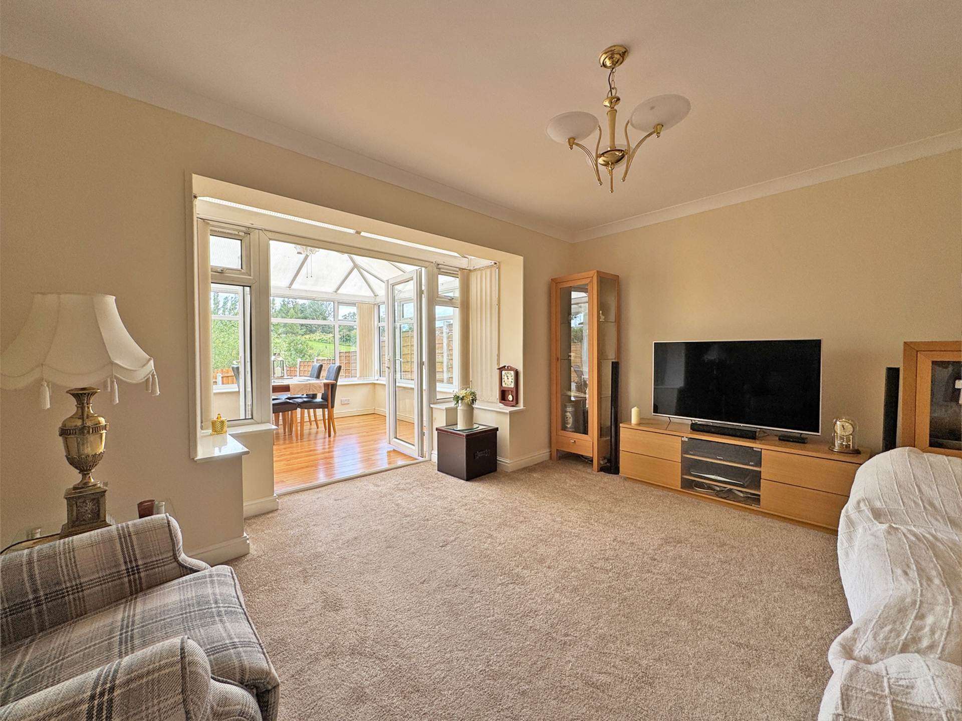 Additional Property Image 4 bedroom Detached for sale in Oldham 4