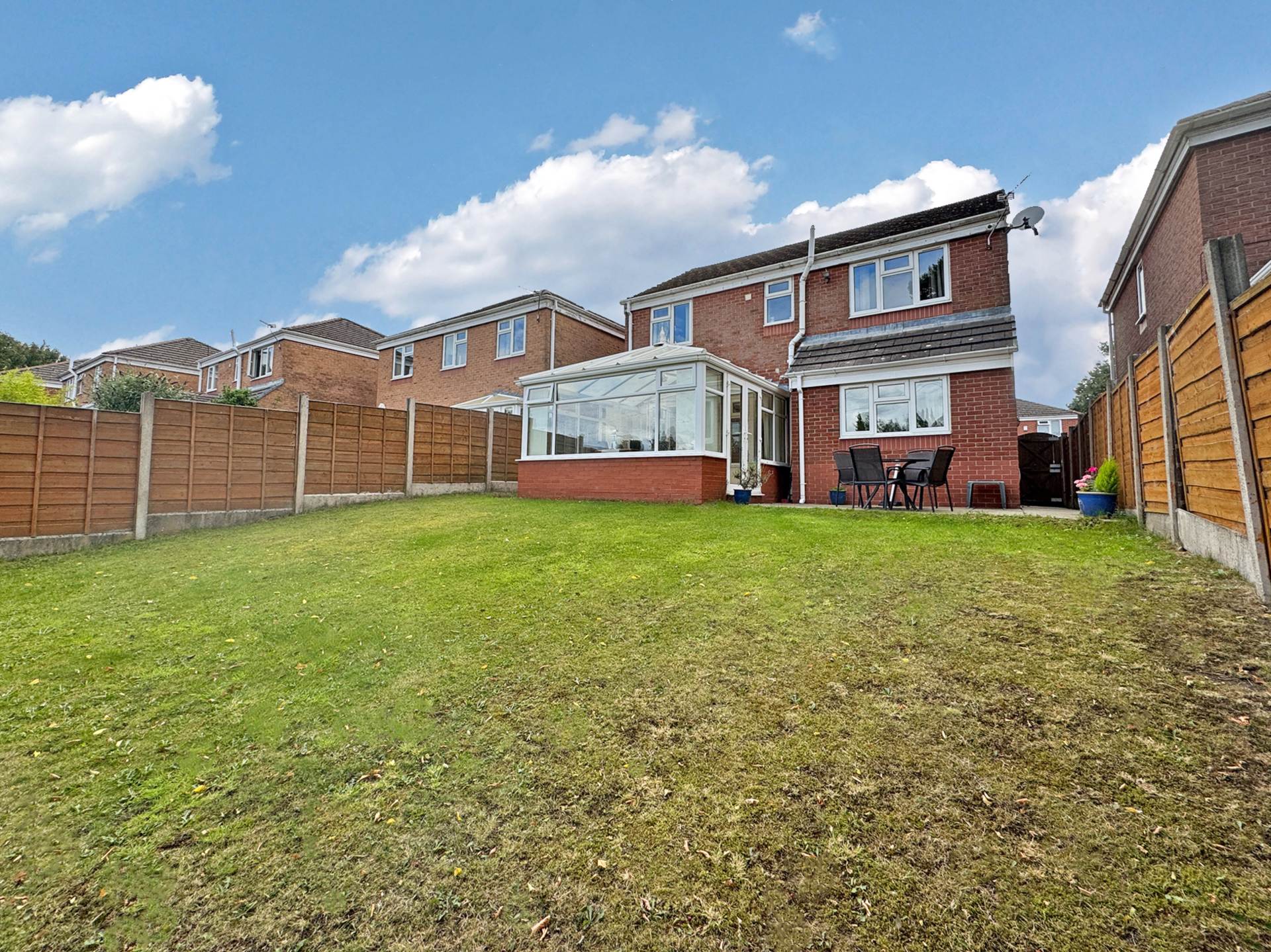 Additional Property Image 4 bedroom Detached for sale in Oldham 25