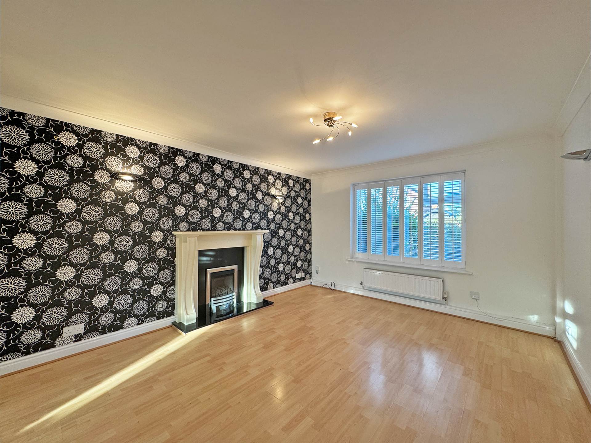 Additional Property Image 4 bedroom Detached for sale in Oldham 2