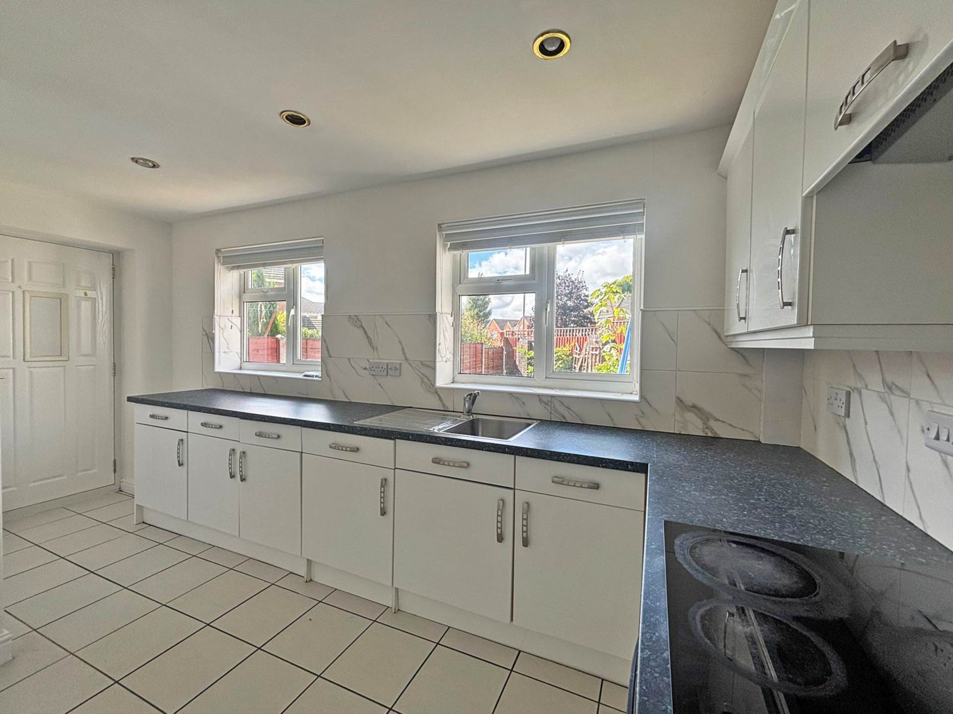 Additional Property Image 4 bedroom Detached for sale in Oldham 7