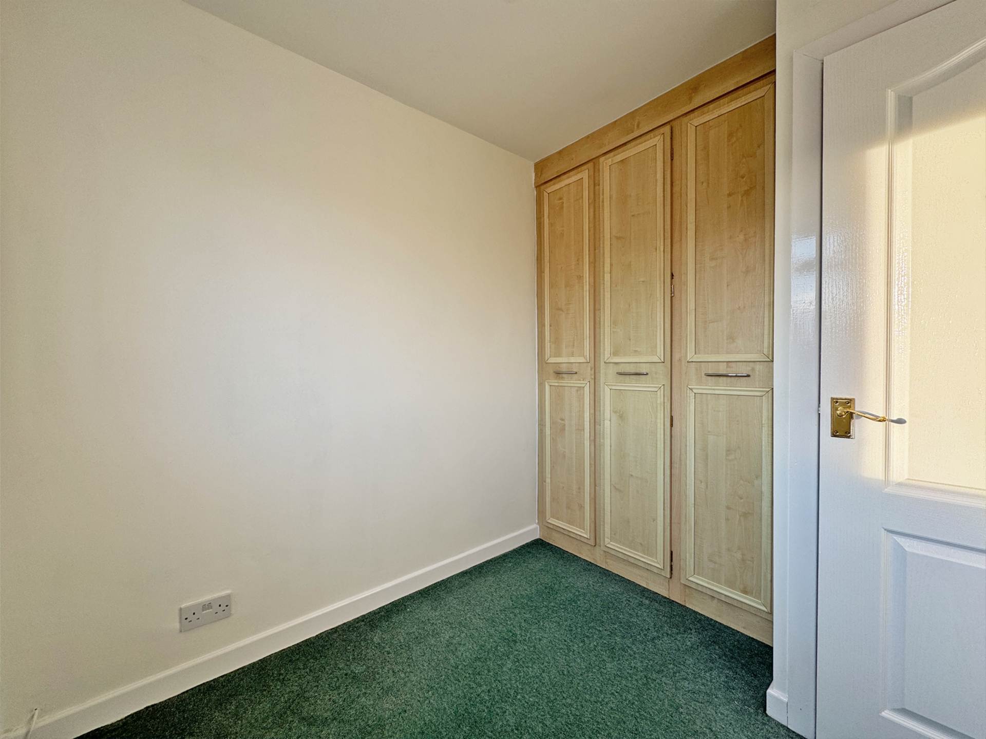 Additional Property Image 4 bedroom Detached for sale in Oldham 20