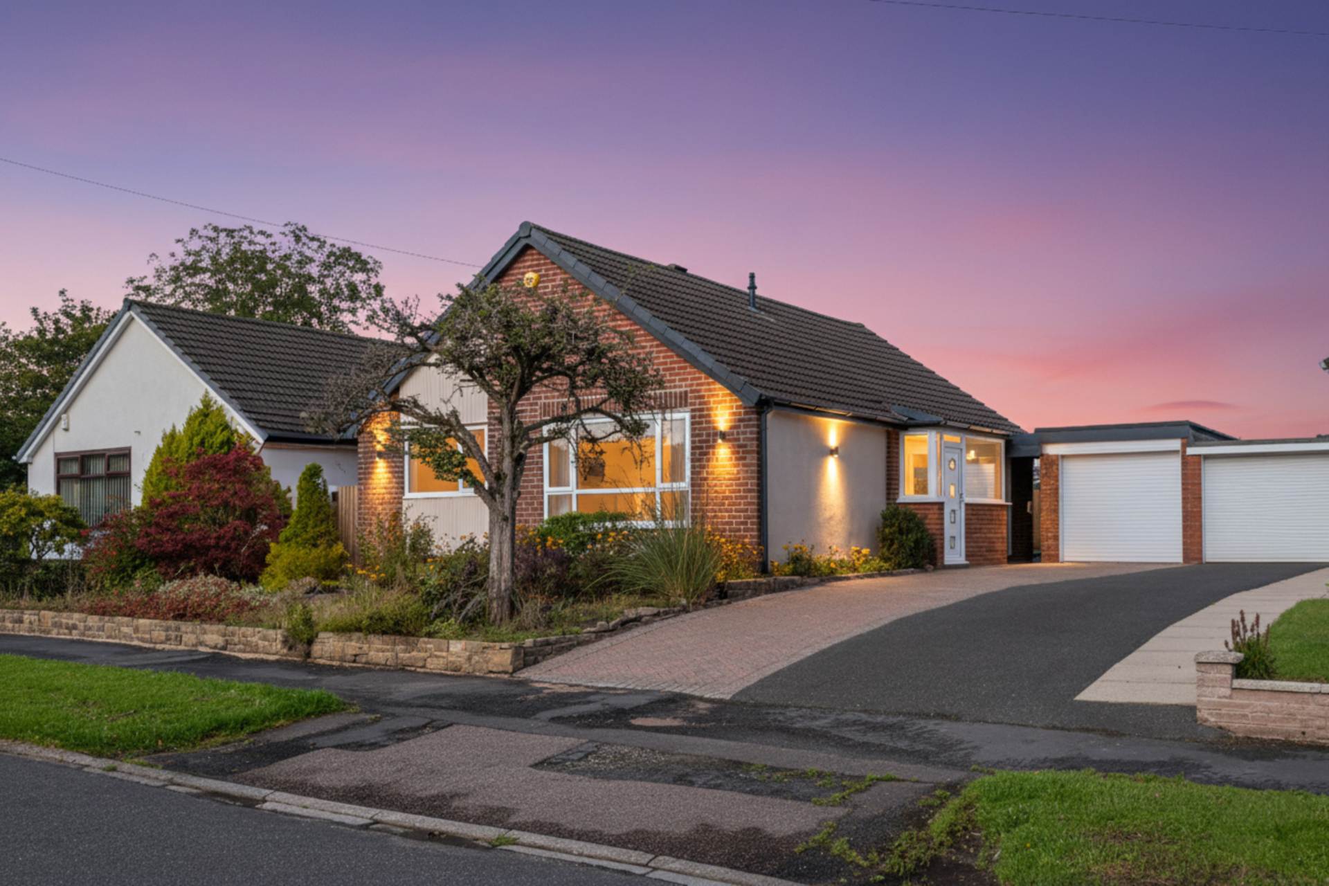 4 bedroom Detached Bungalow for sale in Littleborough