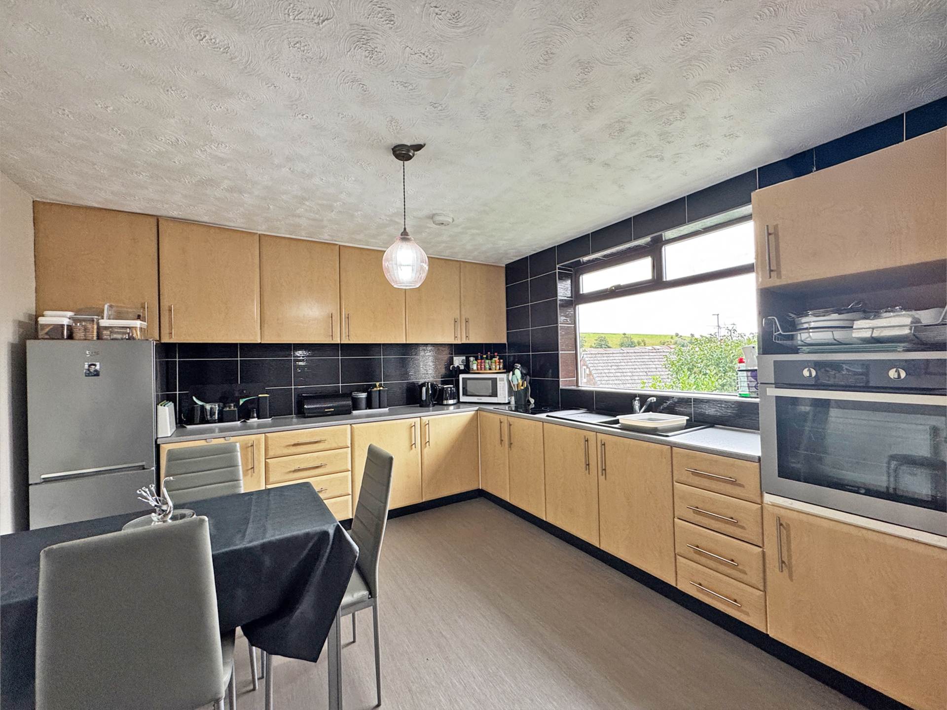 Additional Property Image 3 bedroom Detached Bungalow for sale in Oldham 6