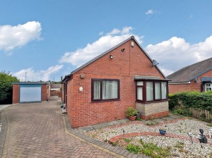 3 bedroom Detached Bungalow for sale in Oldham
