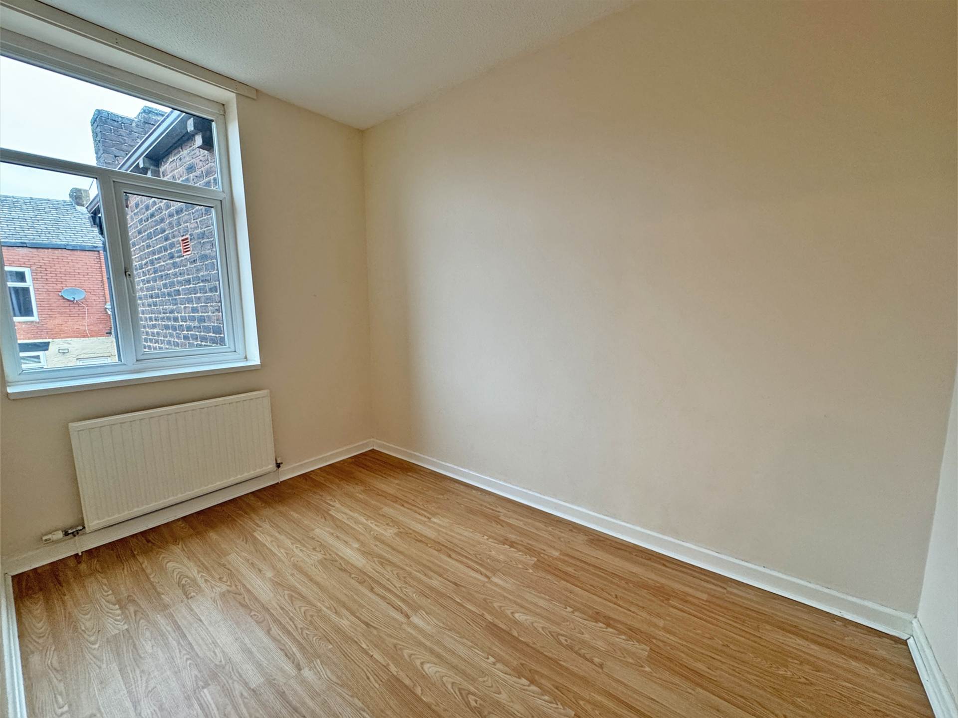 Additional Property Image 2 bedroom Terraced for sale in Oldham 8