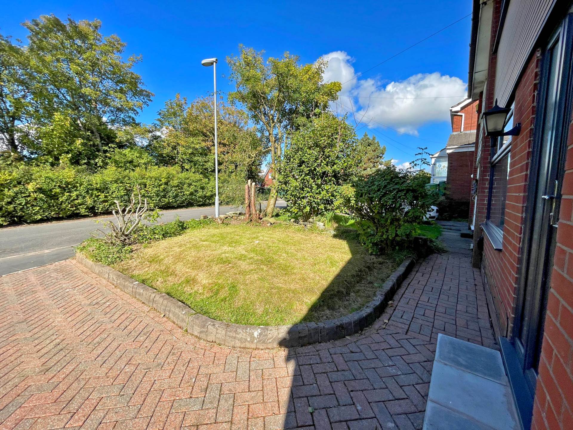Additional Property Image 3 bedroom Semi Detached for sale in Oldham 3