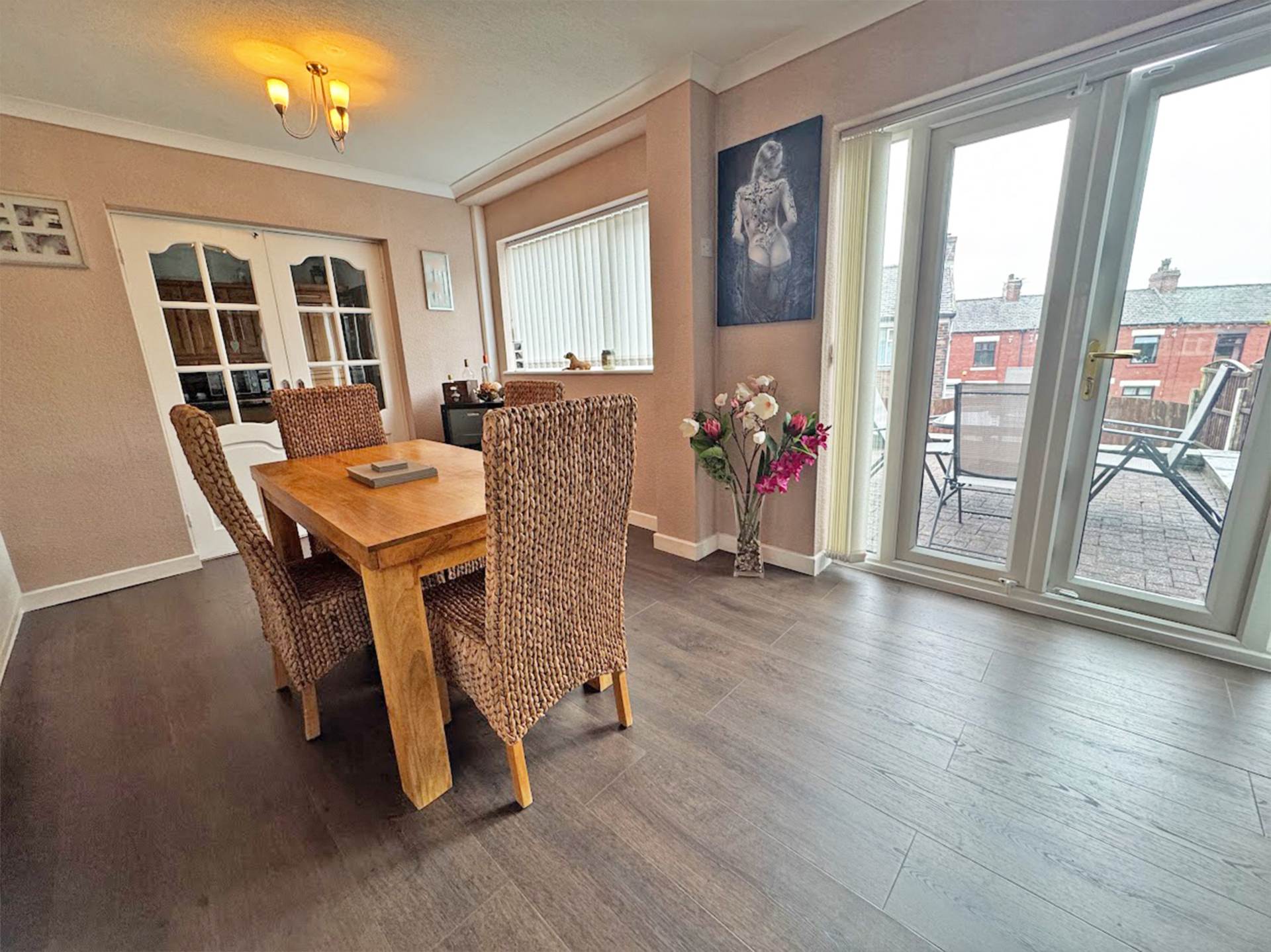 Additional Property Image 4 bedroom Semi Detached for sale in Oldham 6