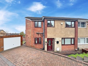 4 bedroom Semi Detached for sale in Oldham