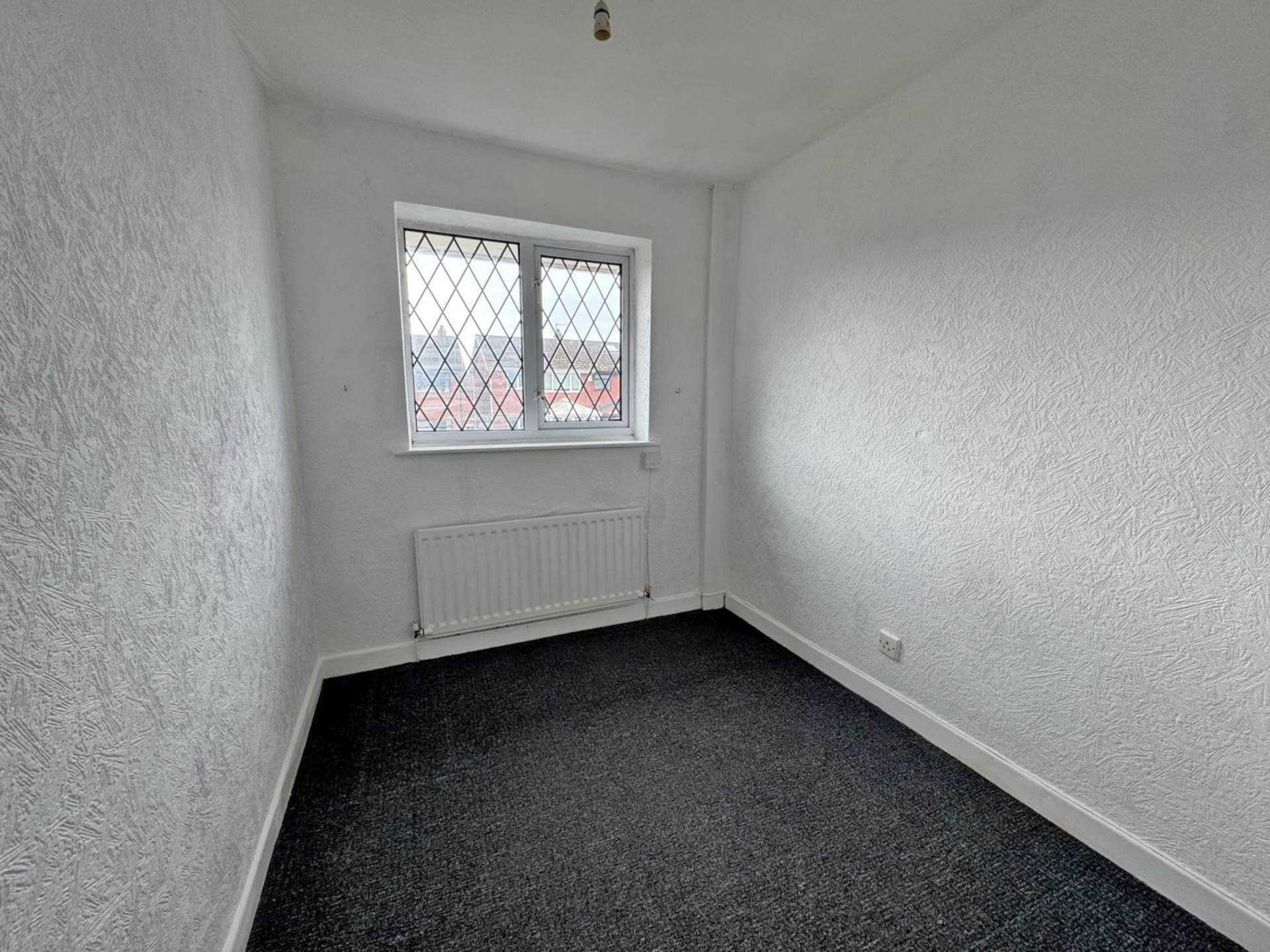 Additional Property Image 3 bedroom Semi Detached to rent in Oldham 7