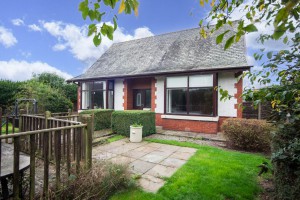 4 bedroom Detached for sale in Oldham