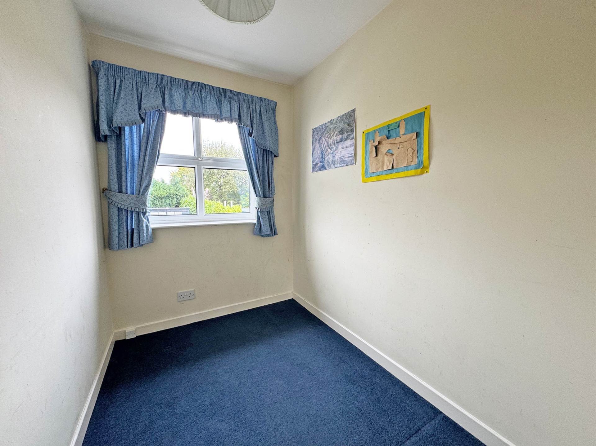 Additional Property Image 4 bedroom Semi Detached for sale in Oldham 2