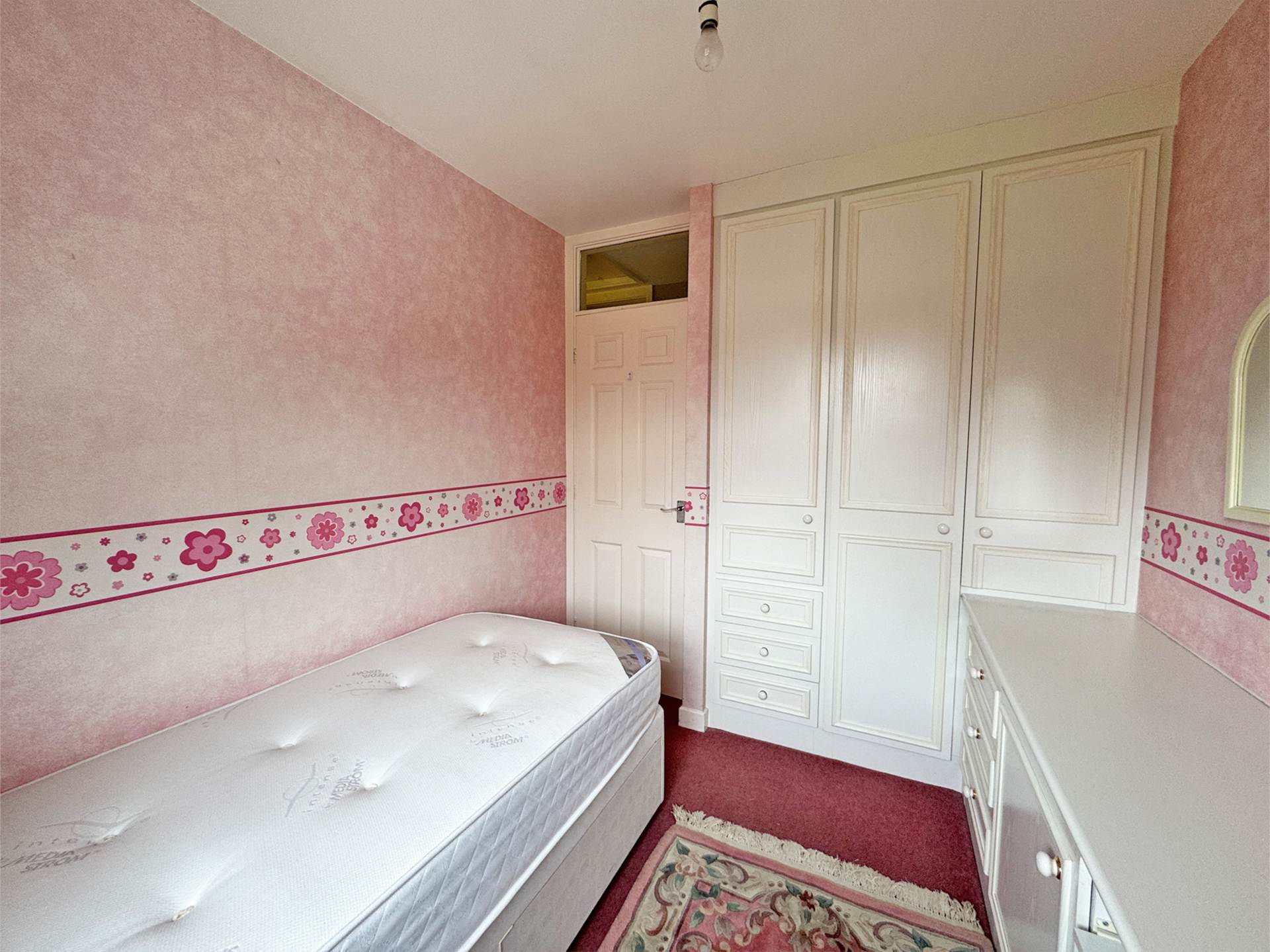 Additional Property Image 4 bedroom Semi Detached for sale in Oldham 4