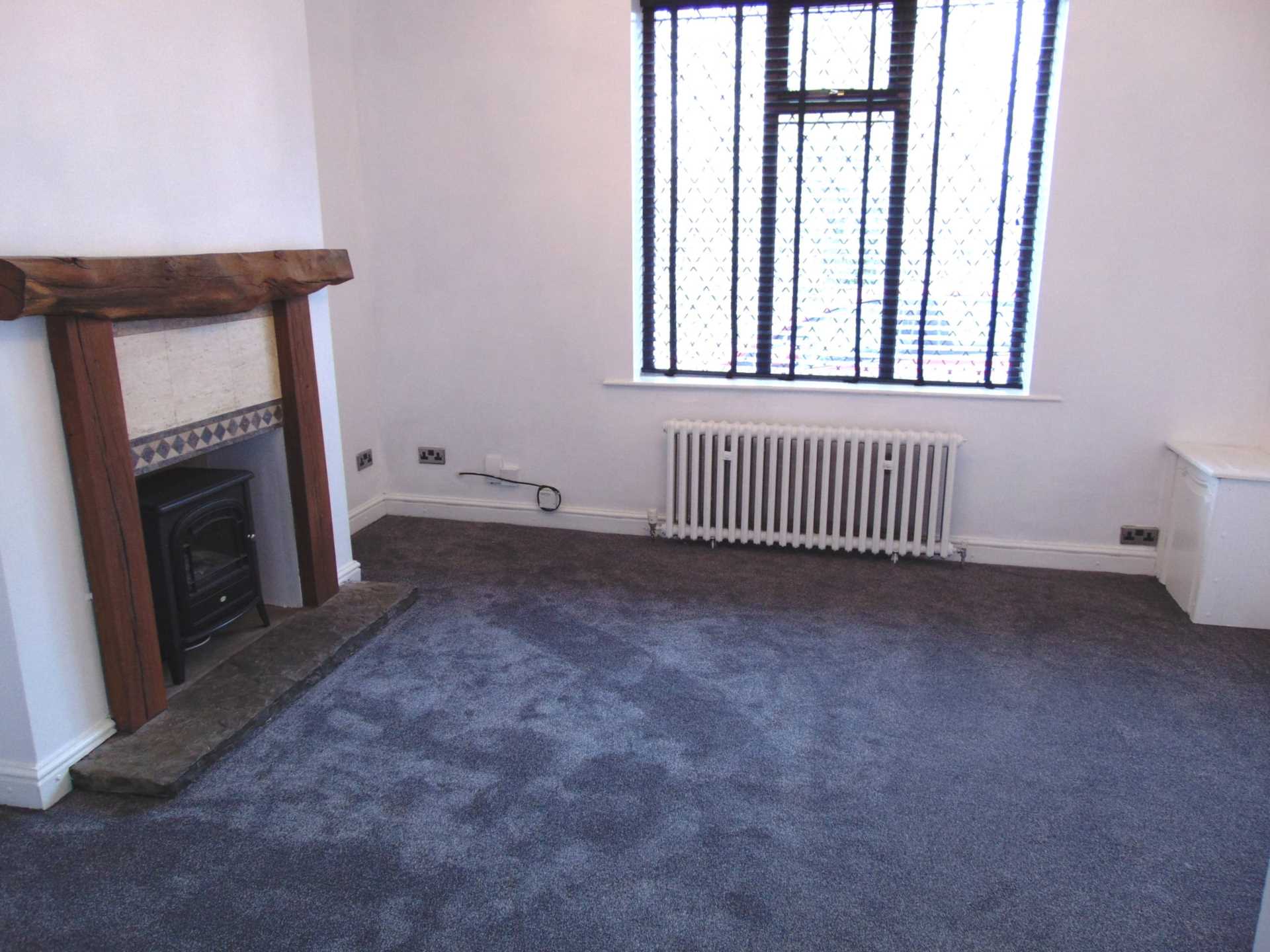 Additional Property Image 3 bedroom End of Terrace to rent in Oldham 2