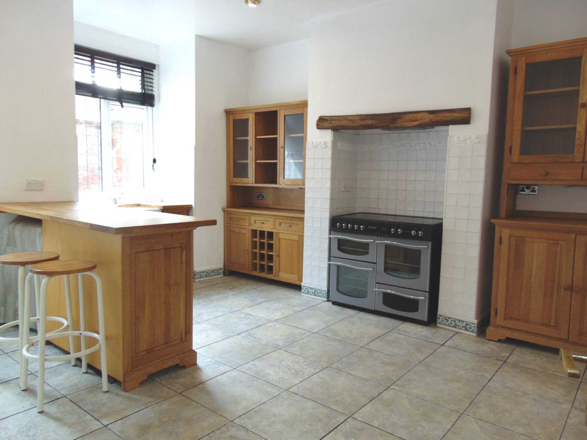 Additional Property Image 3 bedroom End of Terrace to rent in Oldham 3