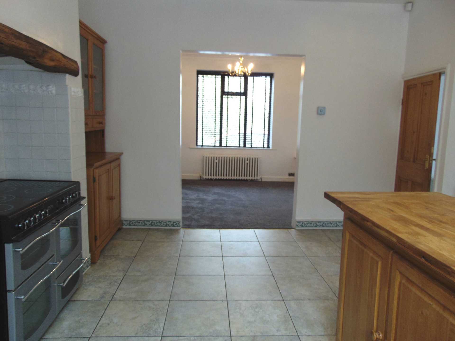 Additional Property Image 3 bedroom End of Terrace to rent in Oldham 6