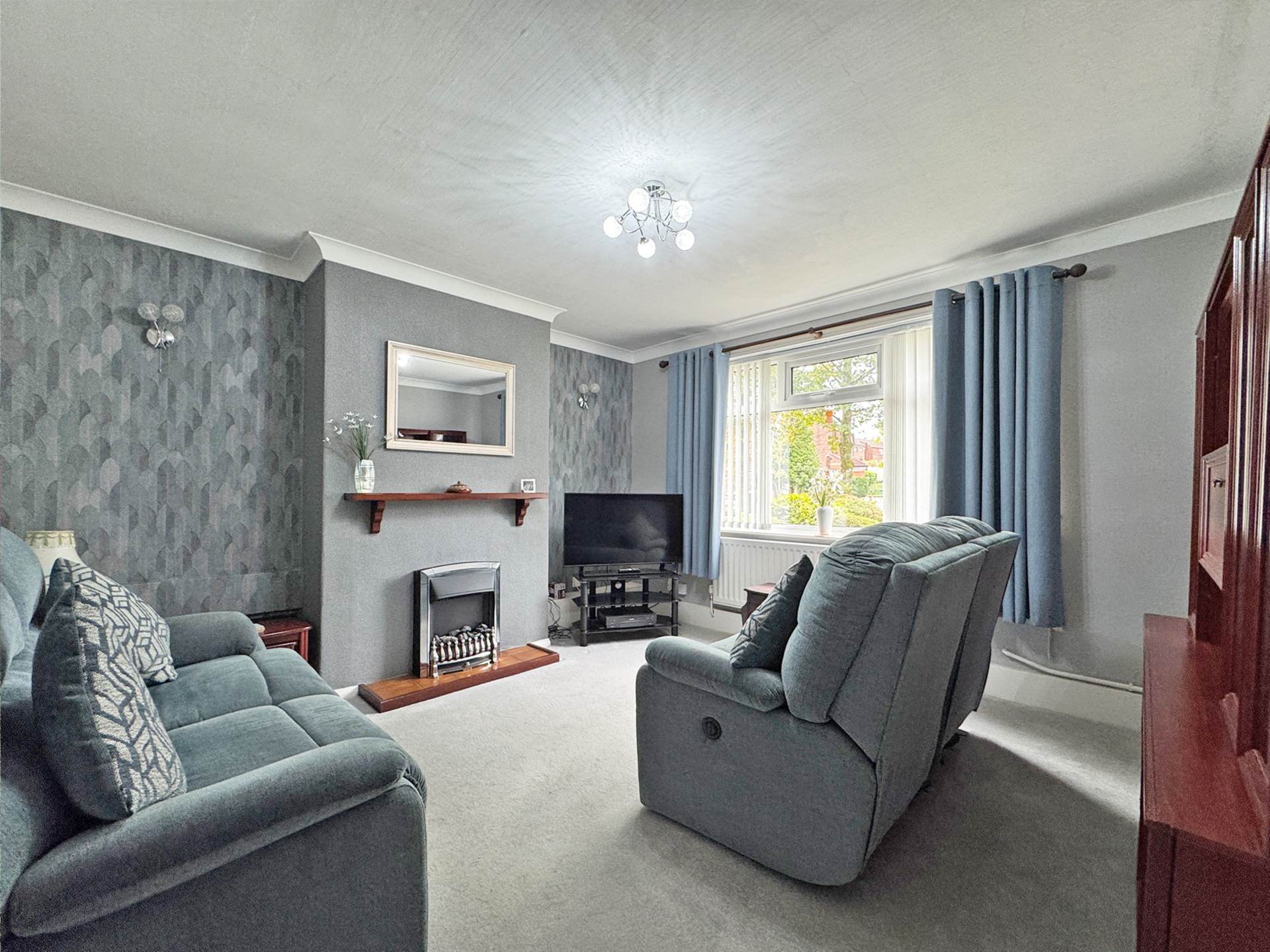 Additional Property Image 2 bedroom Apartment for sale in Oldham 2