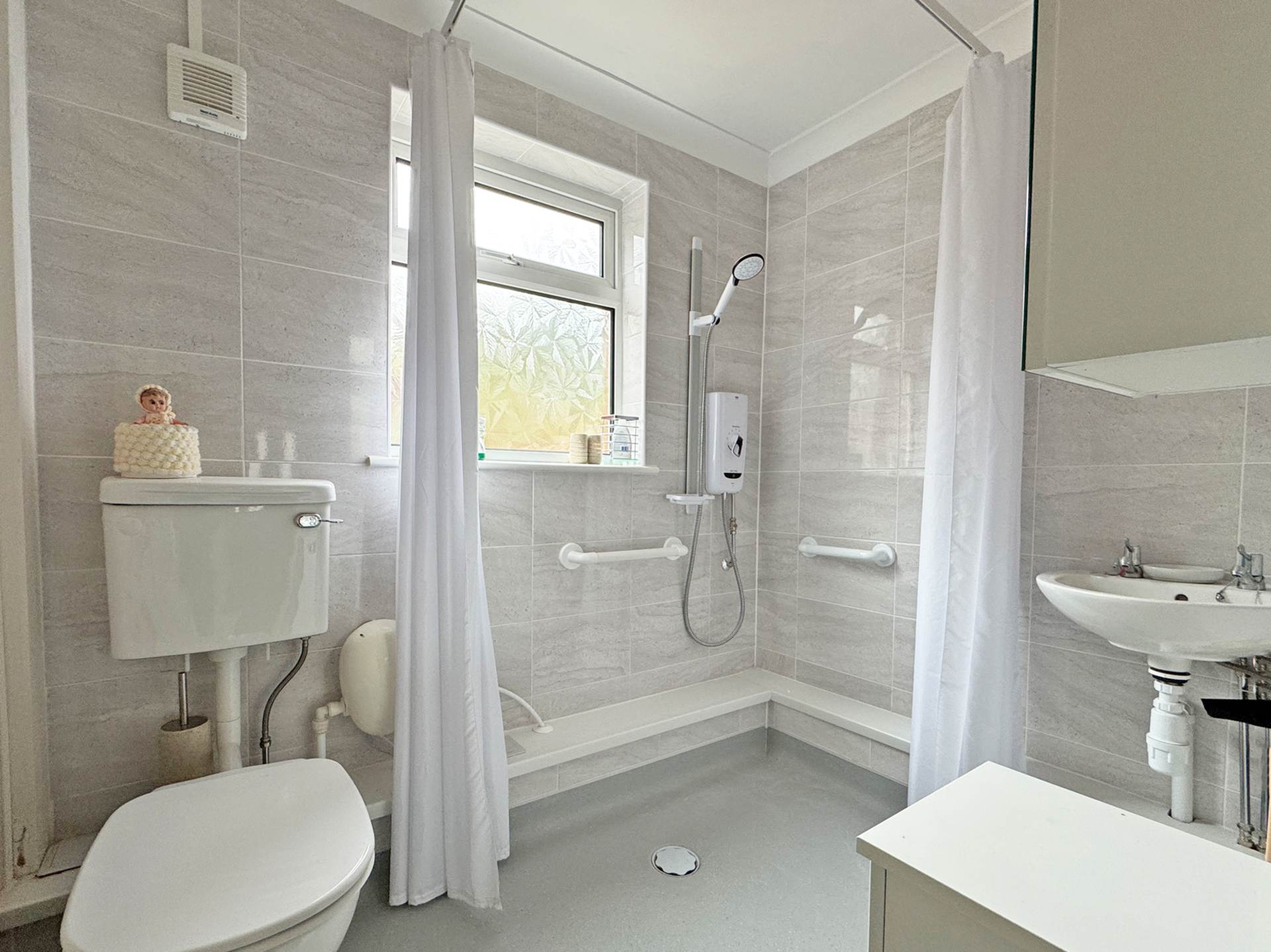 Additional Property Image 2 bedroom Apartment for sale in Oldham 10