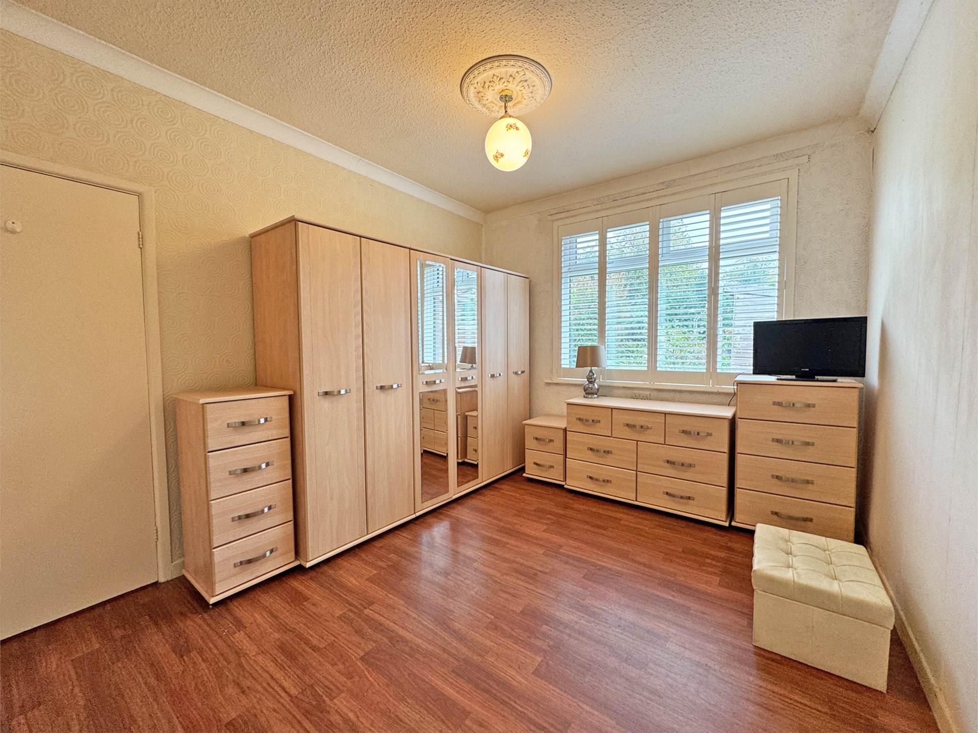 Additional Property Image 2 bedroom Detached for sale in Oldham 12