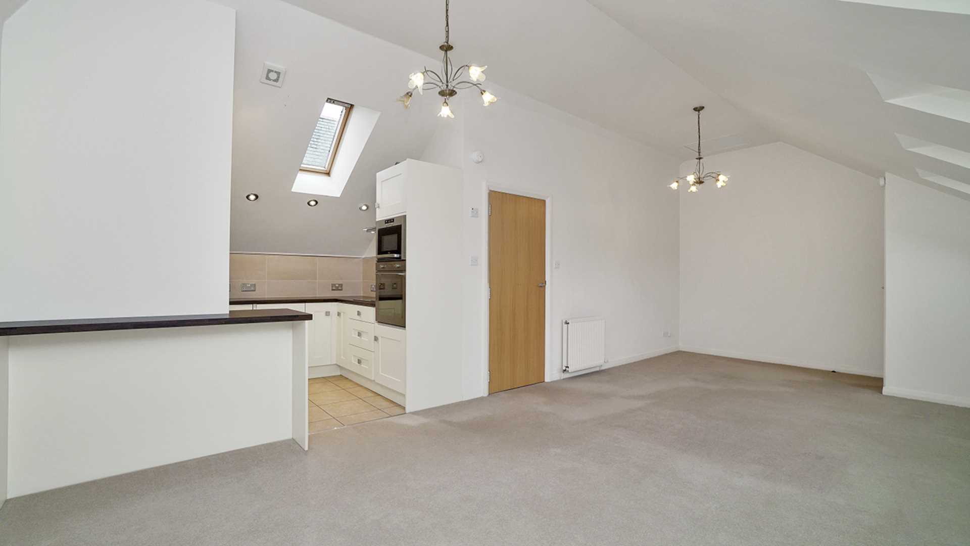 Additional Property Image 2 bedroom Duplex to rent in Bridge Of Weir 3