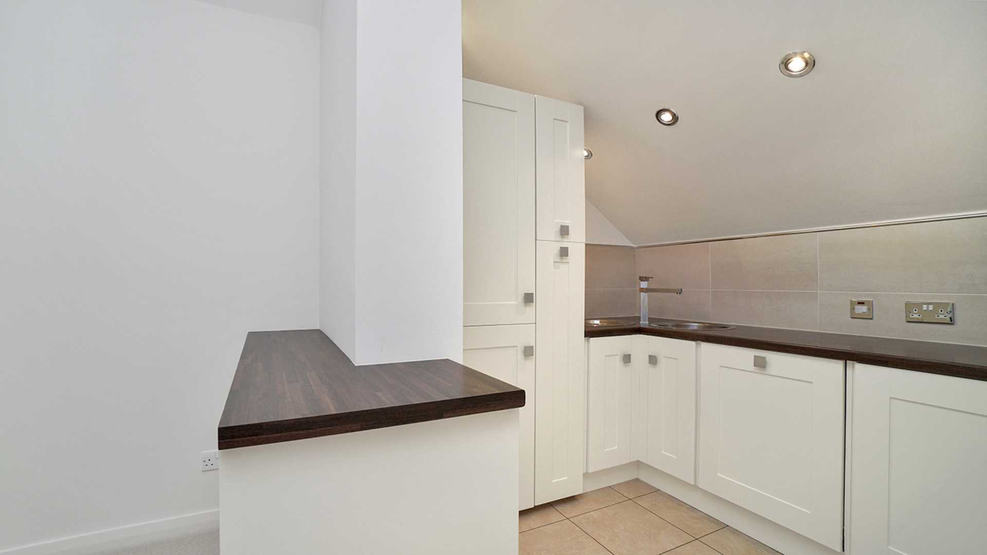 Additional Property Image 2 bedroom Duplex to rent in Bridge Of Weir 4