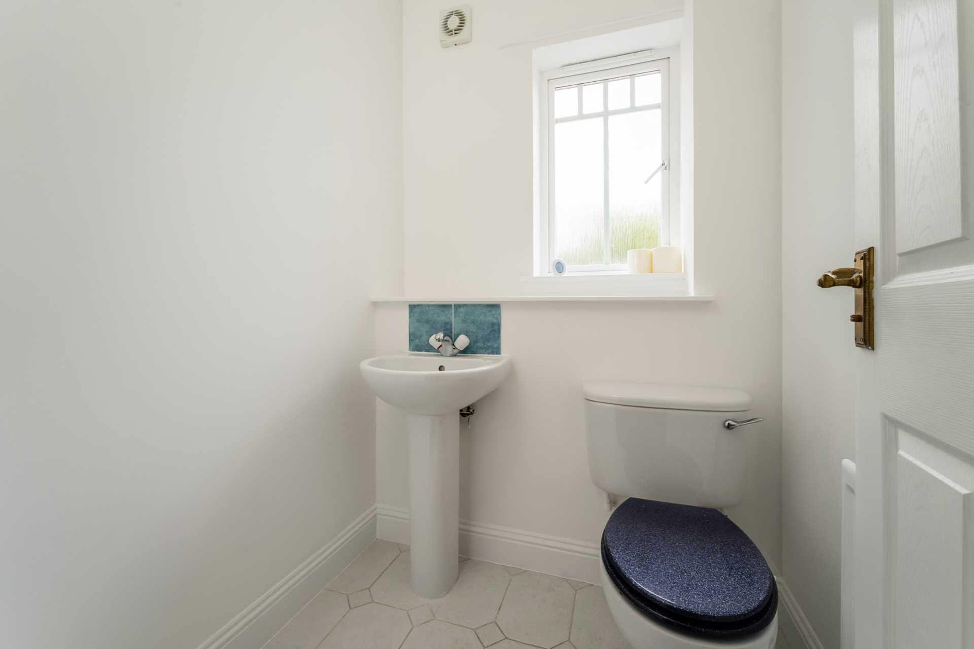 Additional Property Image 5 bedroom Detached to rent in Wemyss Bay 13