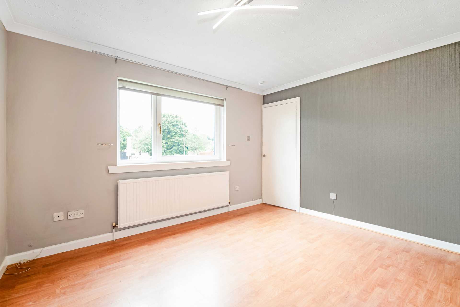 Additional Property Image 1 bedroom Apartment to rent in Johnstone 4