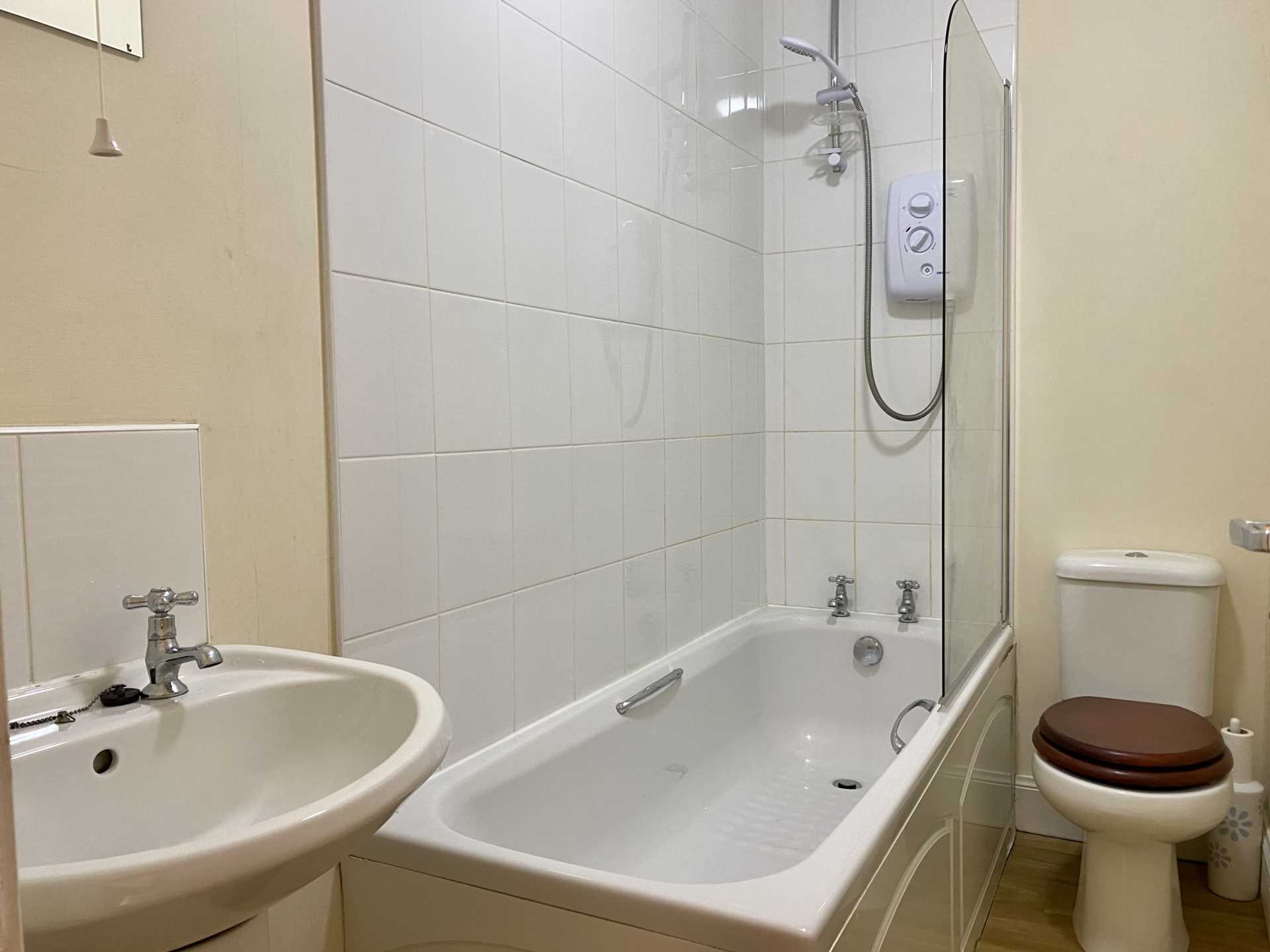 Additional Property Image 2 bedroom Apartment to rent in Glasgow 8