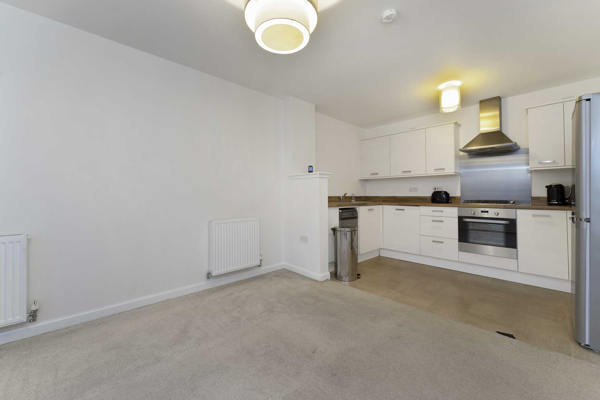 Additional Property Image 2 bedroom Apartment to rent in Renfrew 3