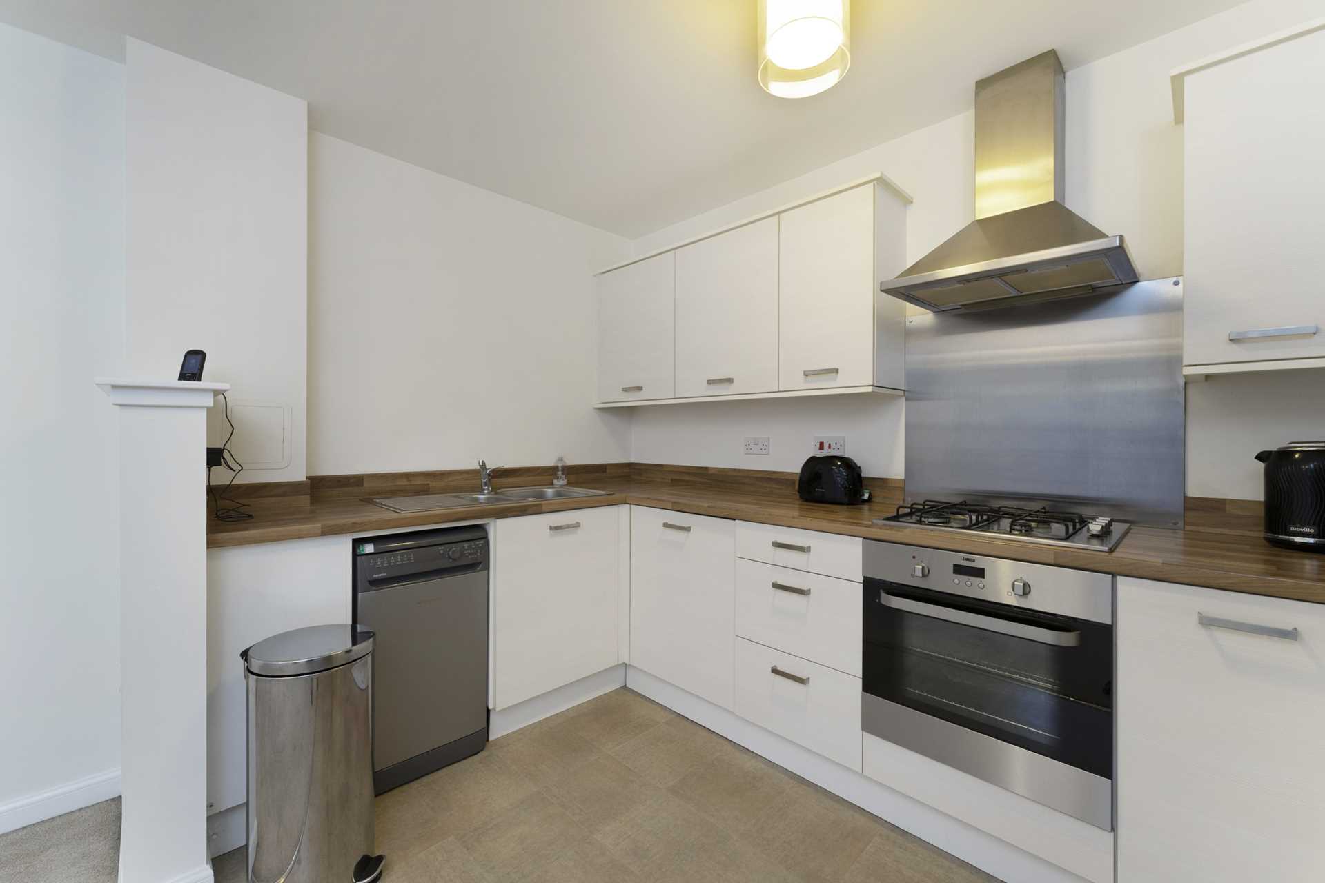 Additional Property Image 2 bedroom Apartment to rent in Renfrew 4