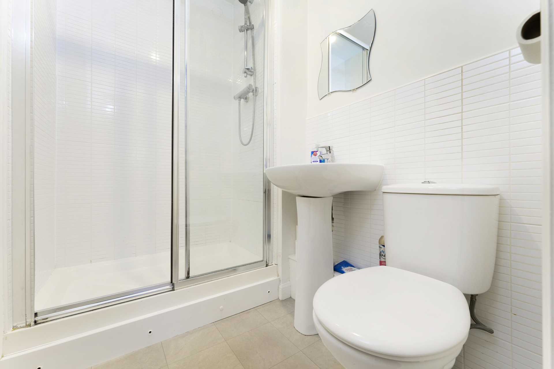 Additional Property Image 2 bedroom Apartment to rent in Renfrew 9