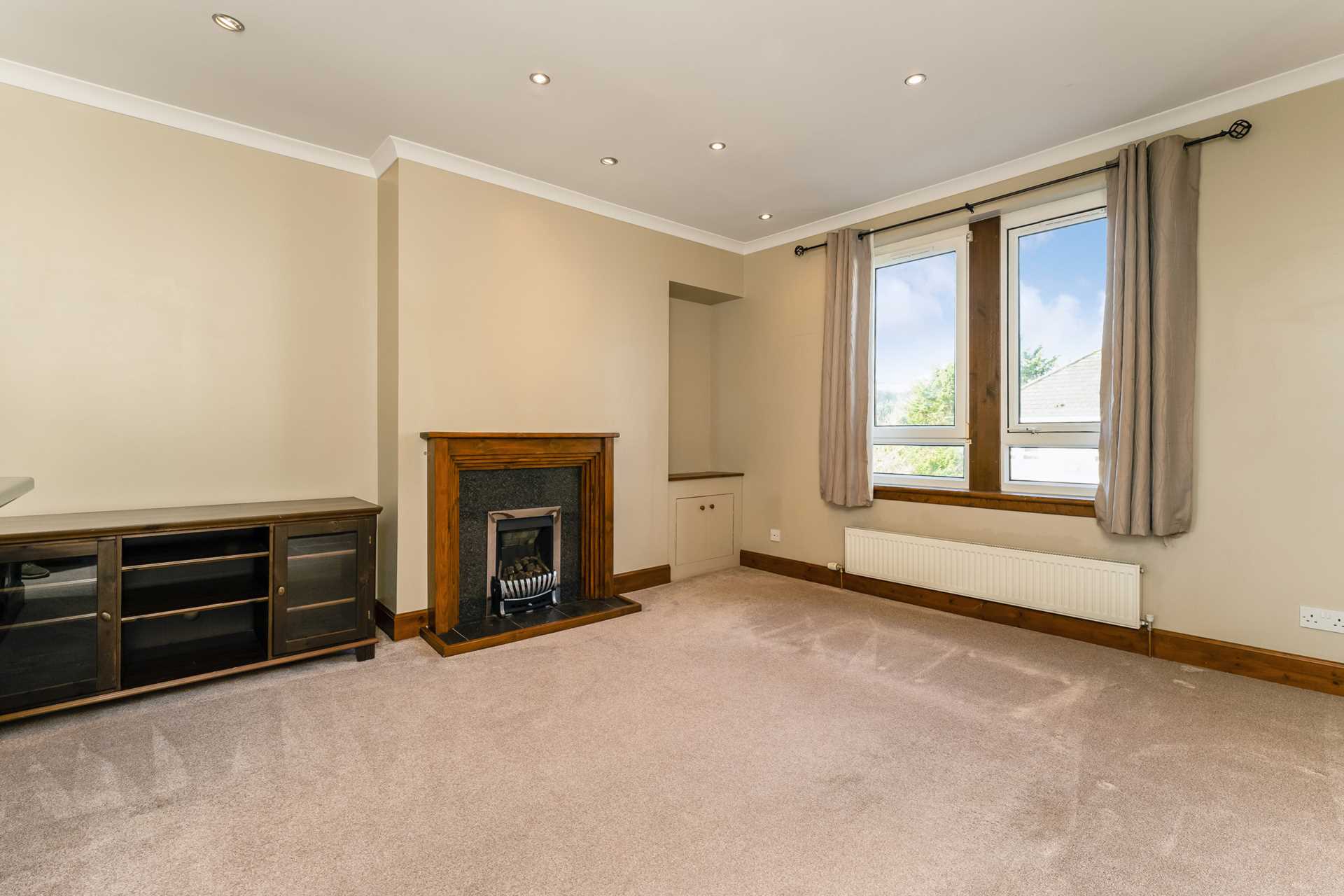 Additional Property Image 1 bedroom Flat to rent in Lochwinnoch 2