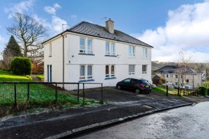 1 bedroom Flat to rent in Lochwinnoch