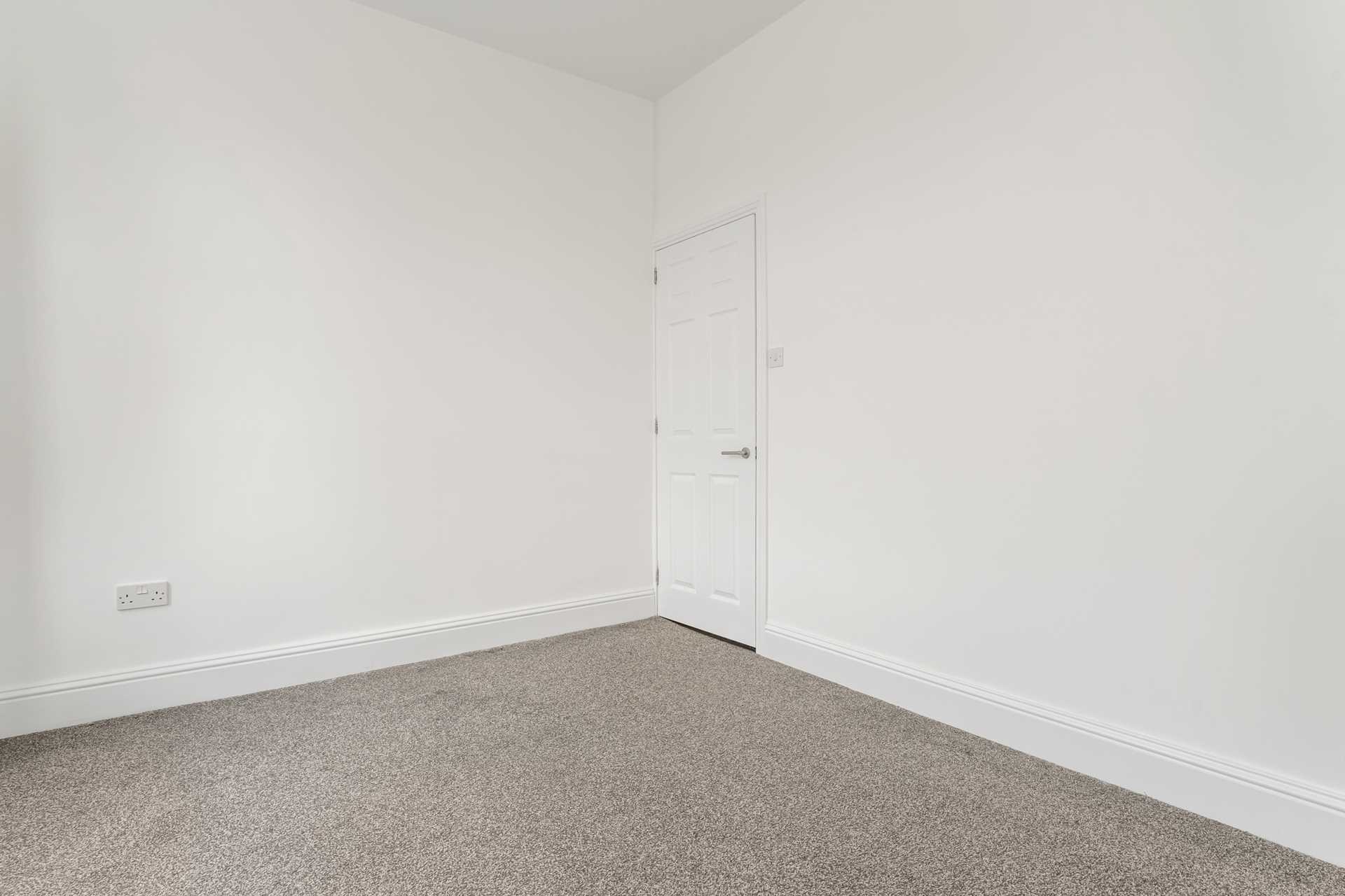 Additional Property Image 3 bedroom Flat to rent in Kilmacolm 16