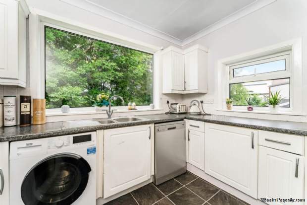 Additional Property Image 3 bedroom Semi Detached Bungalow for sale in Glasgow 5