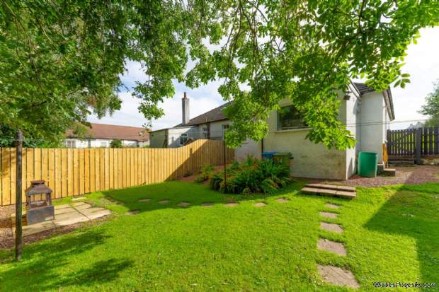 Additional Property Image 3 bedroom Semi Detached Bungalow for sale in Glasgow 14