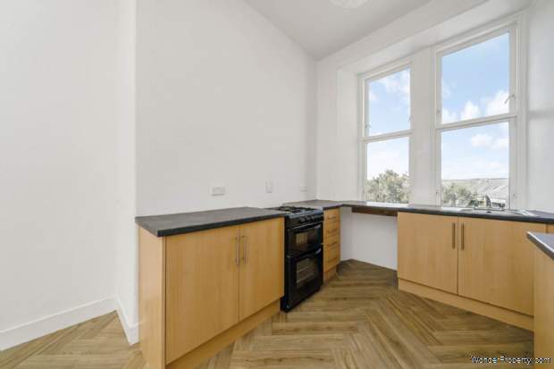 Additional Property Image 2 bedroom Apartment for sale in Kilmacolm 6