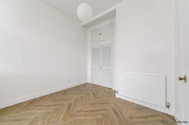 Additional Property Image 2 bedroom Apartment for sale in Kilmacolm 10