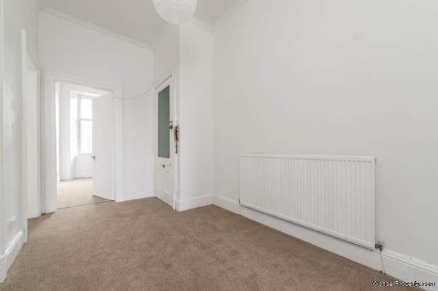 Additional Property Image 2 bedroom Apartment for sale in Kilmacolm 11