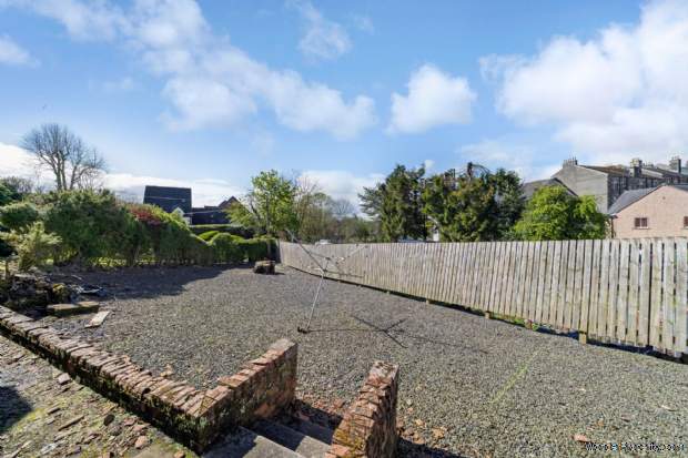 Additional Property Image 2 bedroom Apartment for sale in Kilmacolm 9