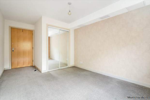 2 bedroom Apartment for sale in Edinburgh