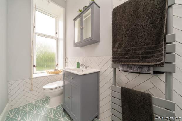 Additional Property Image 2 bedroom Apartment for sale in Kilmacolm 8
