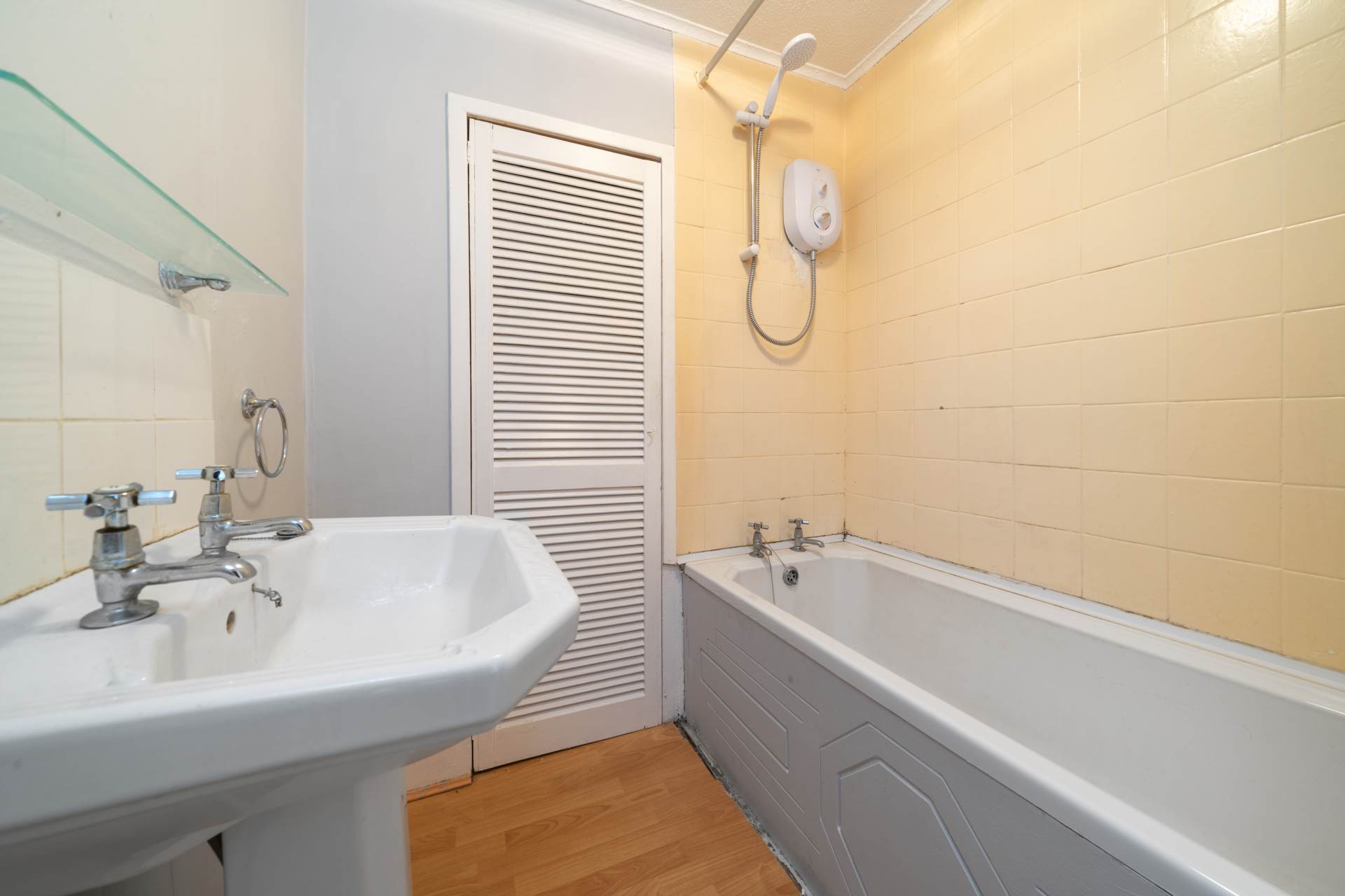 Additional Property Image 2 bedroom Apartment for sale in Kilmacolm 10
