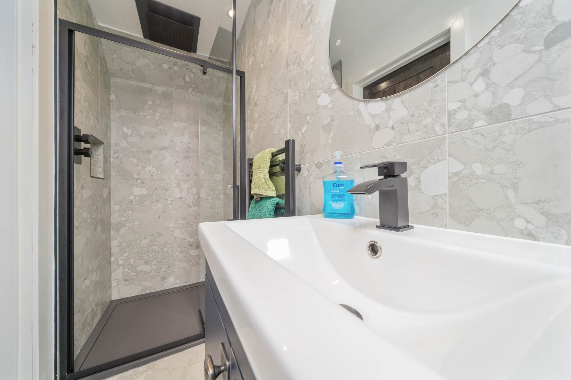 Additional Property Image 1 bedroom Cottage for sale in Johnstone 14
