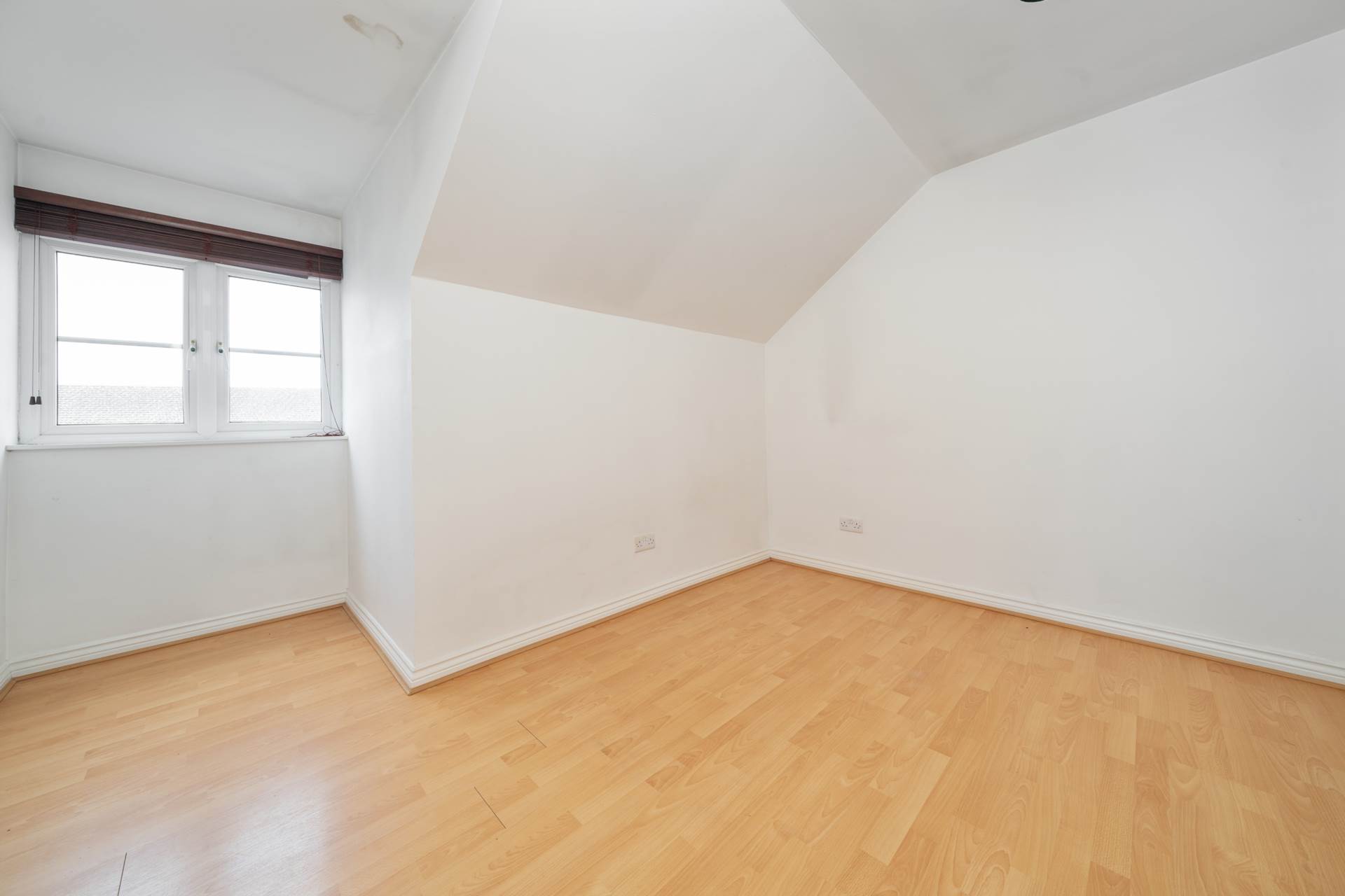 Additional Property Image 1 bedroom Apartment to rent in Johnstone 10