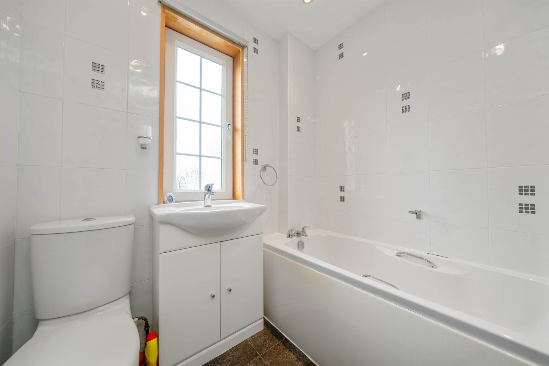 Additional Property Image 3 bedroom Terraced for sale in Kilmacolm 12