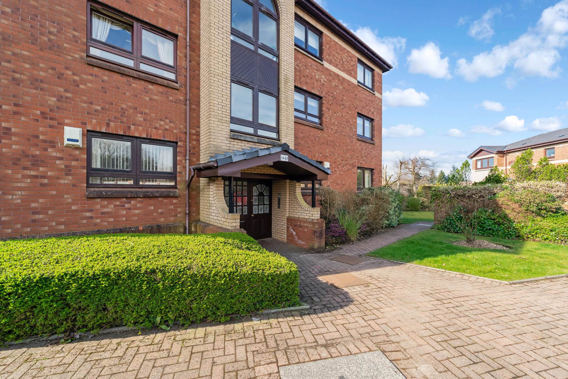 Additional Property Image 2 bedroom Apartment for sale in Kilmacolm 2