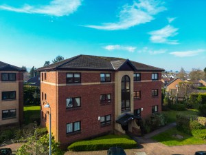 2 bedroom Apartment for sale in Kilmacolm
