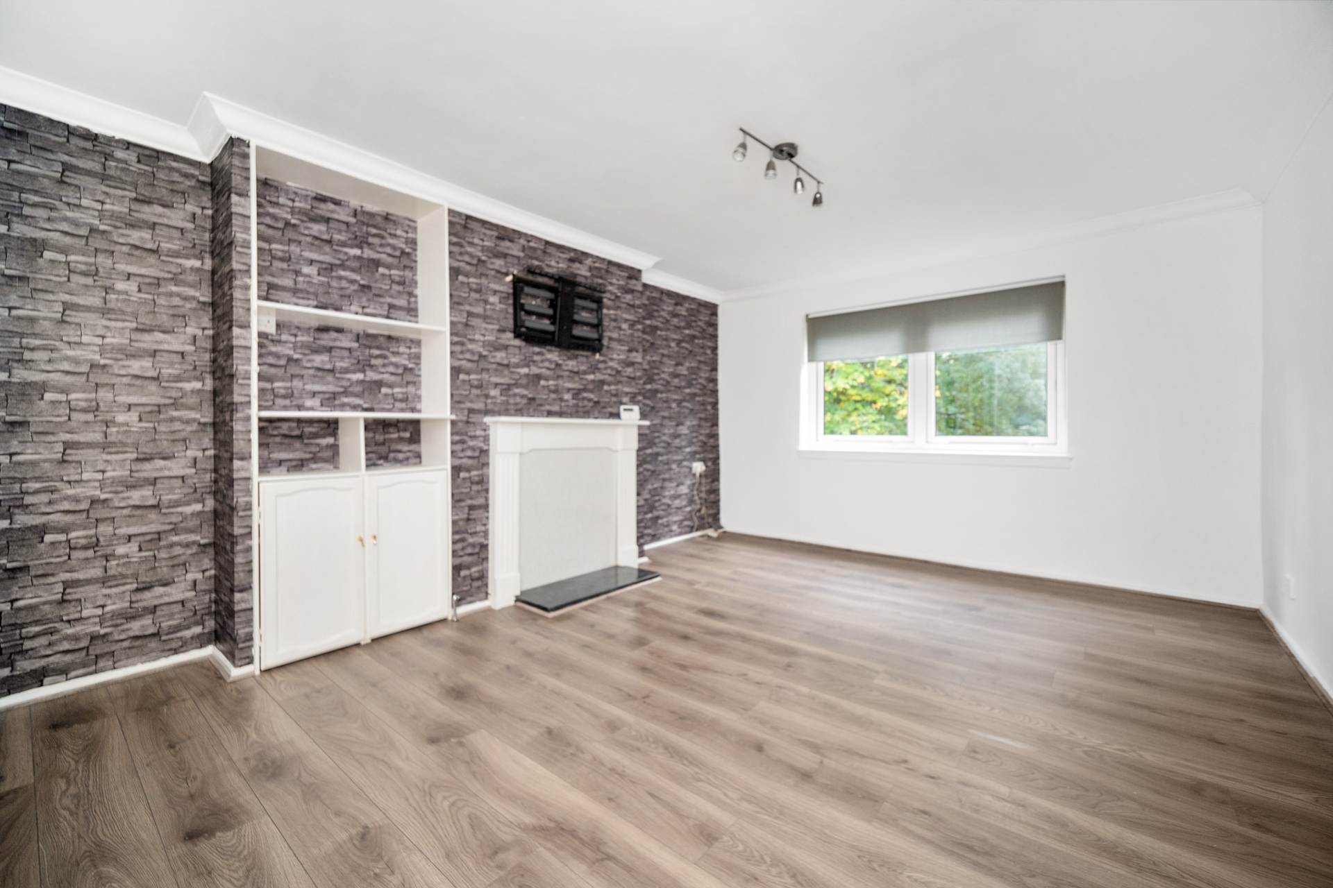 Additional Property Image 2 bedroom Apartment to rent in Johnstone 2
